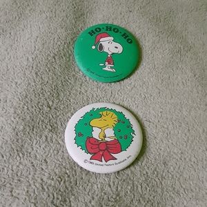 Vintage Peanuts Button Pins